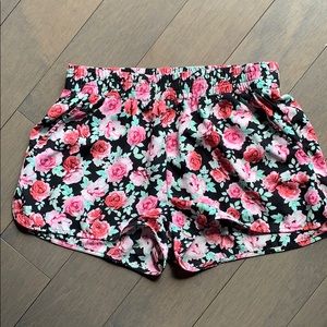 H & M Divided Floral Shorts - US 6